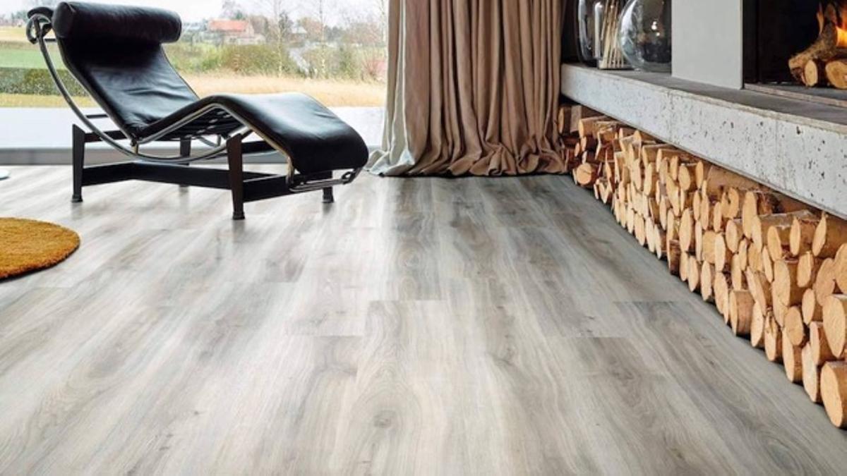 ¿Qué es mejor poner suelo laminado o porcelanico ...