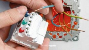 que-cable-se-conecta-al-interruptor